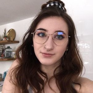 Meet your Posher, Gabby